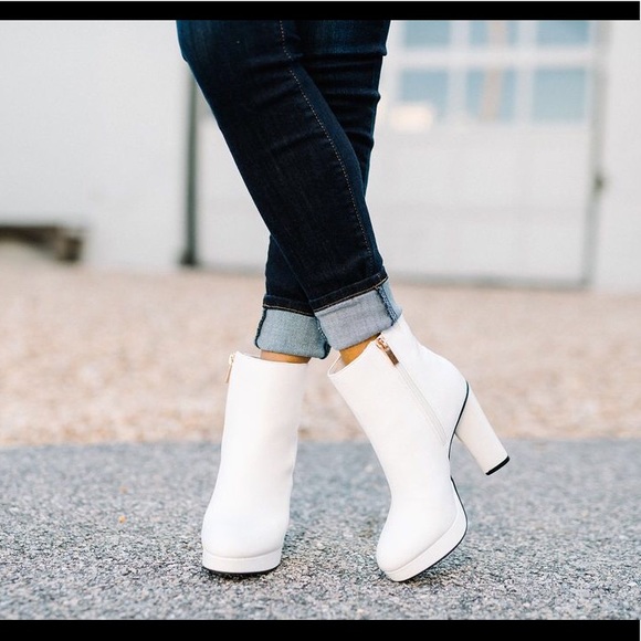 LAST ONES Bamboo White Block Heel Ankle Booties - Picture 2 of 8